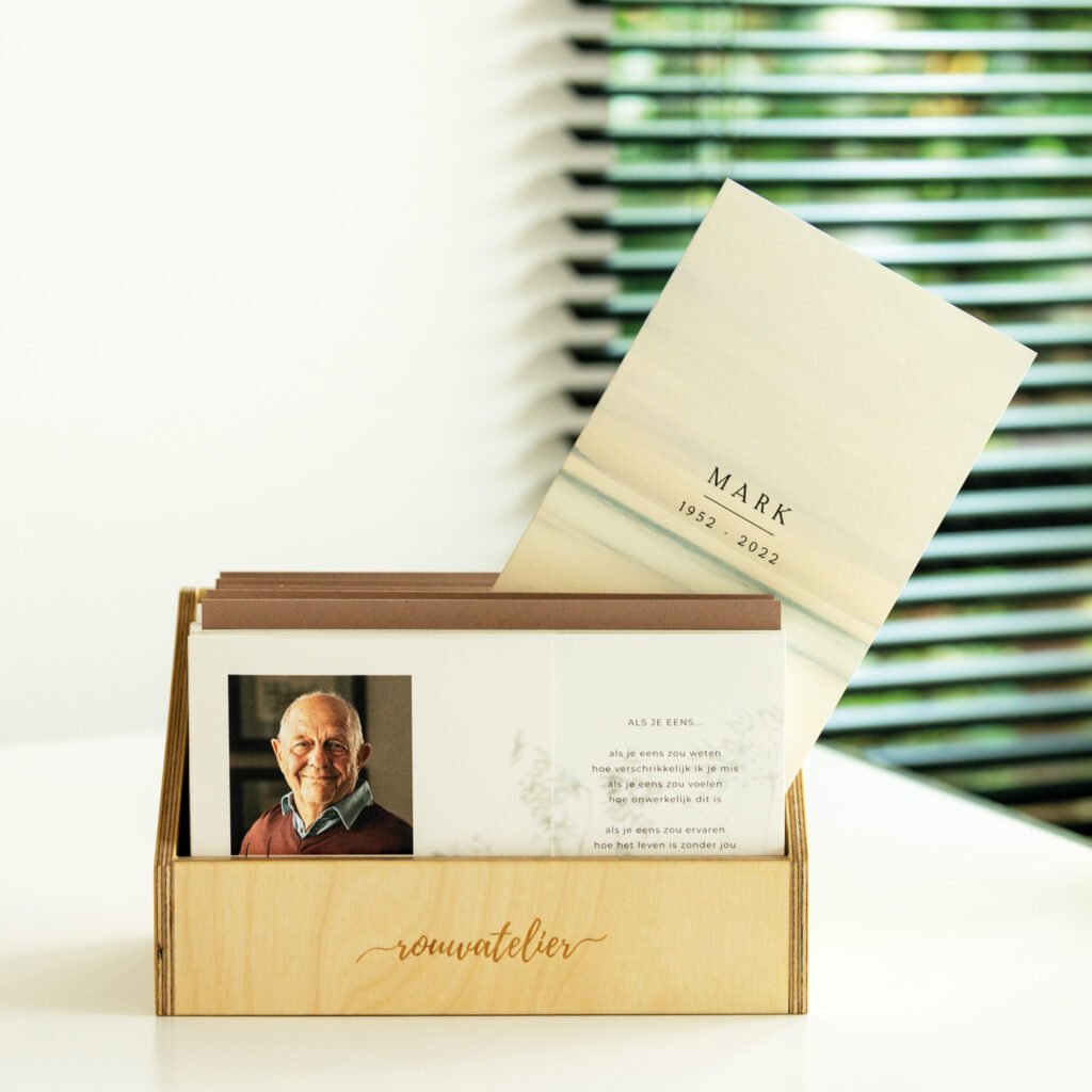 Rouwbrievenbox